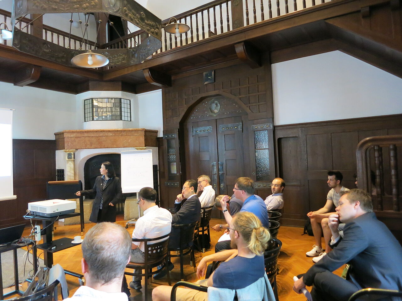 Bild während des Symposiums in der Villa Eberhardt