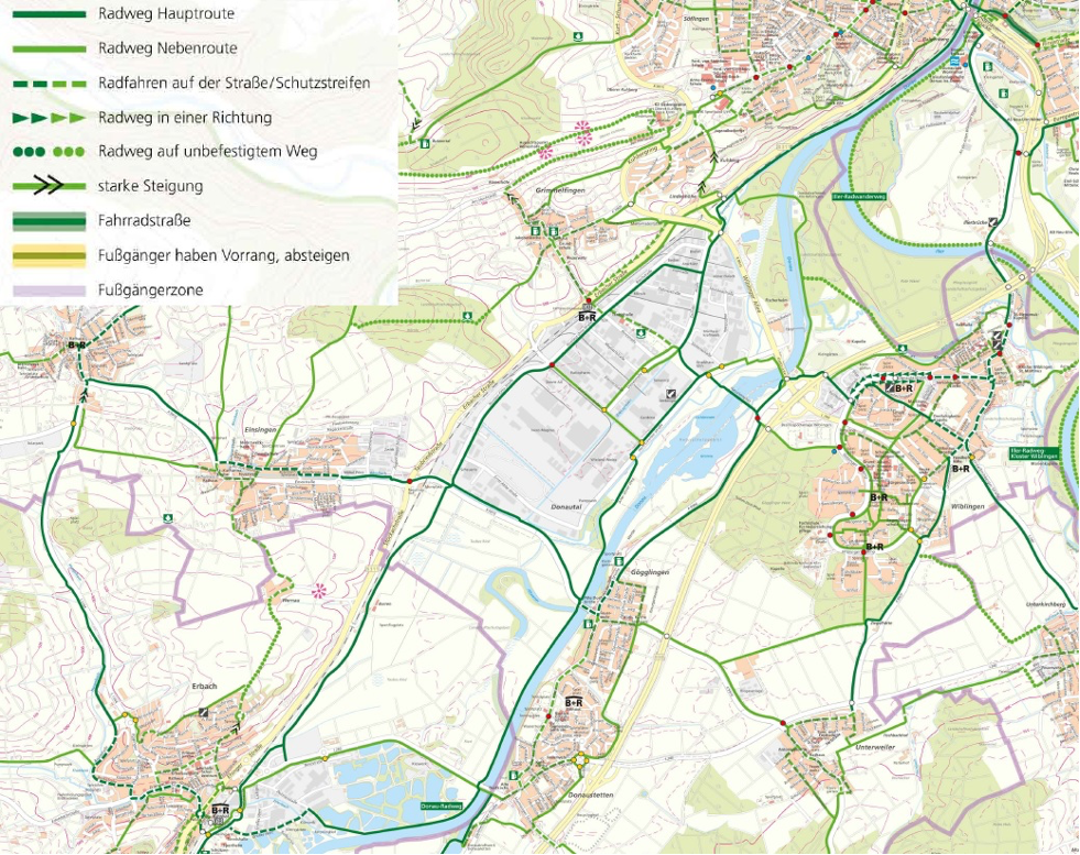 Geographische Karte mit Radwegen im Donautal