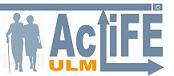Logo Actife Ulm, blauer Schriftzug mit zwei älteren Menschen, Ulm ist orange hervorgehoben.