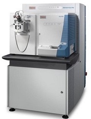 Produktbild der Orbitrap Velos Pro Die Orbitrap Velos Pro erlaubt die Identifizierung und Quantifizierung tausender Proteine.