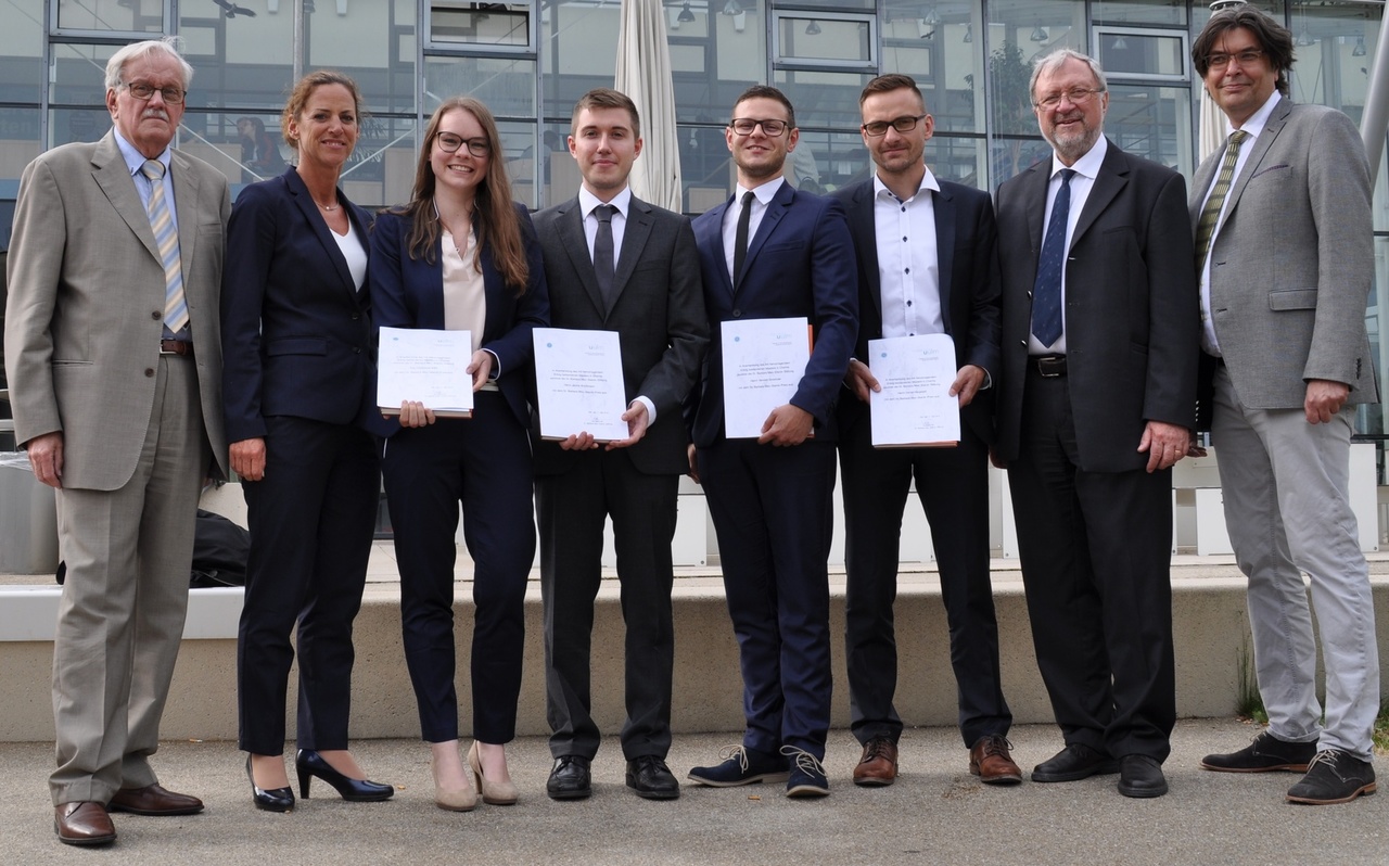 Beste Absolventen 2018 Beste Absolventen 2018