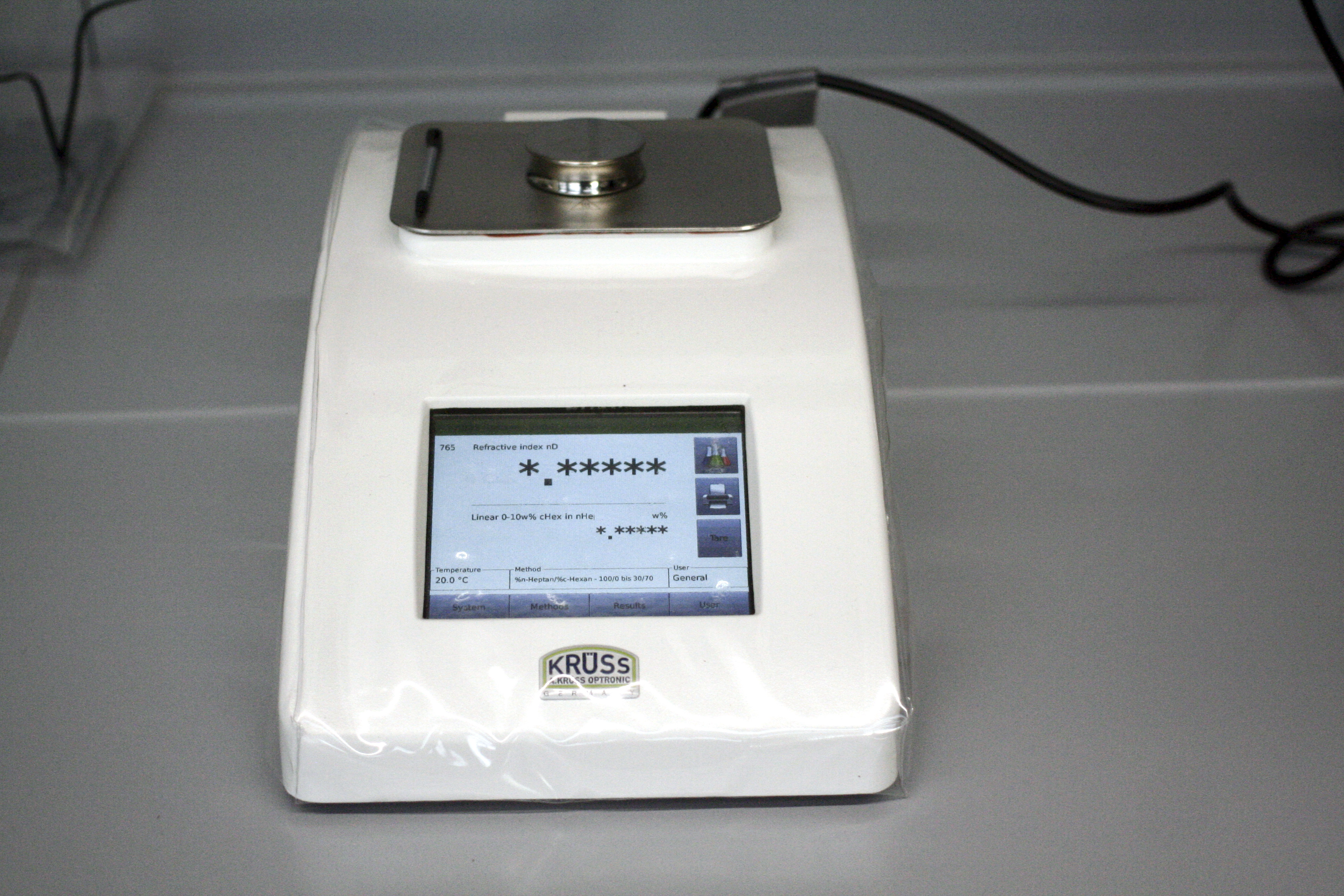 Refractometer