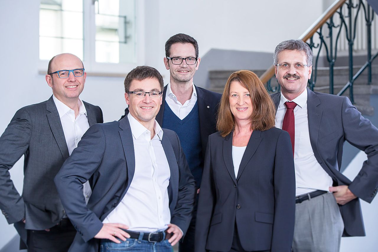 Das exxcellent solutions Team