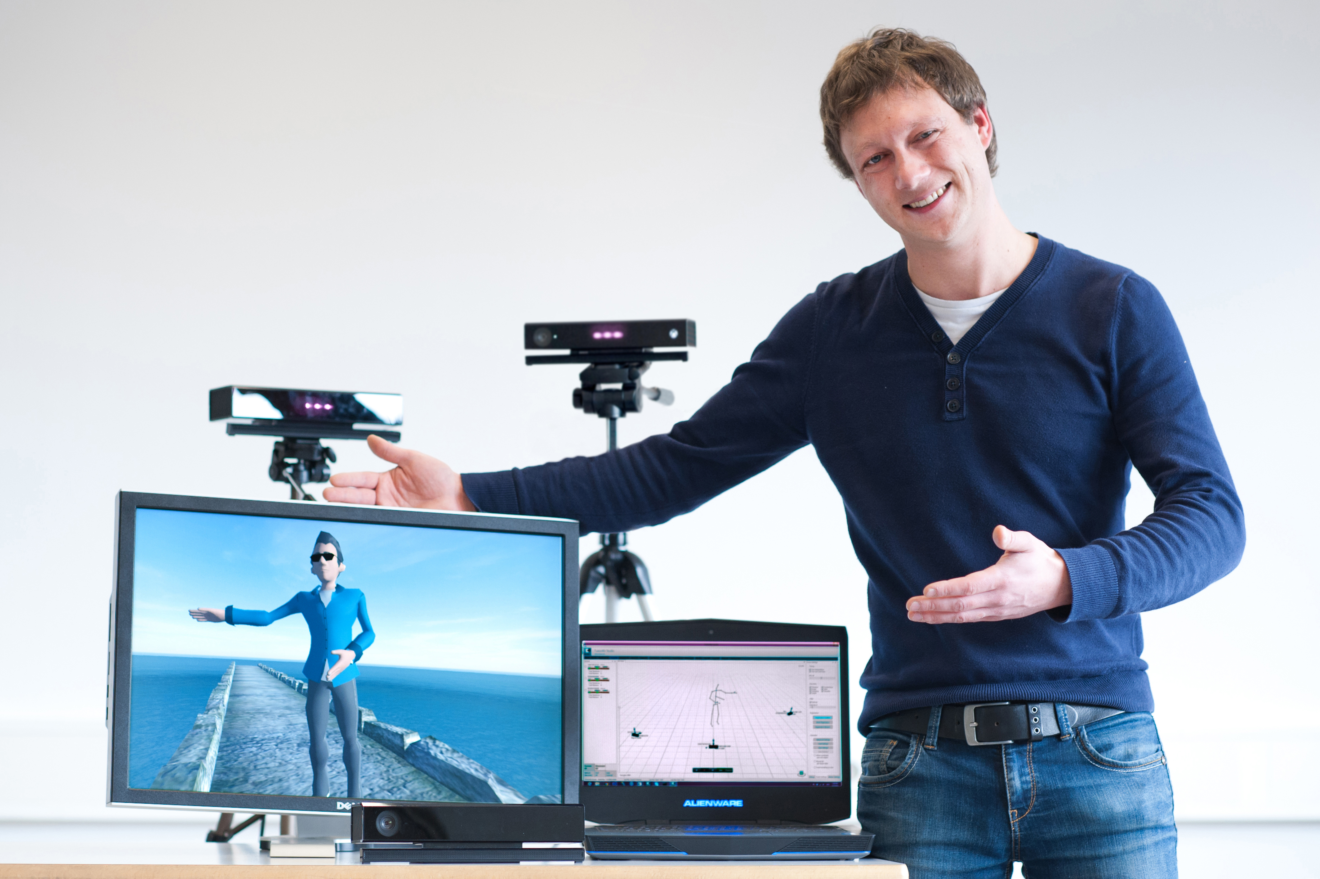 Foto: Eberhard, kiz Mit Hilfe einer speziell entwickelten Software und handelsüblicher Kinect-Kameras können die Bewegungen von Menschen in Echtzeit durch den Computer erfasst werden. Ein Datenanzug ist überflüssig