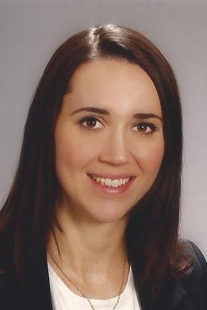 Dr. Clair Hartmann Dr. Clair Hartmann