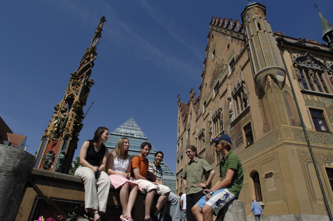 Studis vor Ulmer Münster