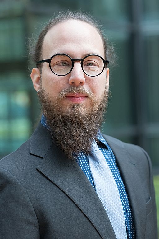 Dr. Yves Jeanrenaud Yves Jeanrenaud