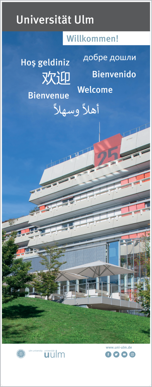 Banner mit Foto des Universitätsgebäudes und der Aufschrift "Willkommen!" in unterschiedlichen Sprachen