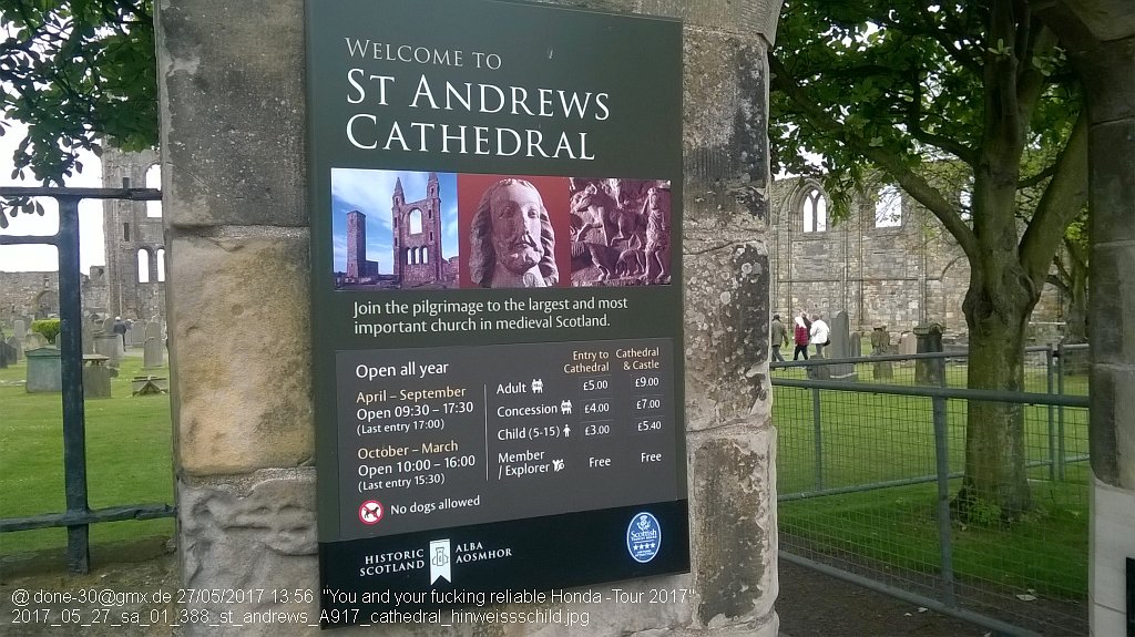 2017_05_27_sa_01_388_st_andrews_A917_cathedral_hinweissschild.jpg